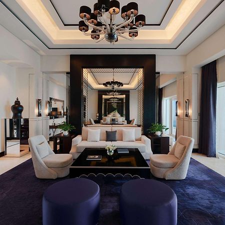 Hotel Rixos Marina Abu Dhabi Esterno foto The interior of a suite at the Atlantis, The Royal