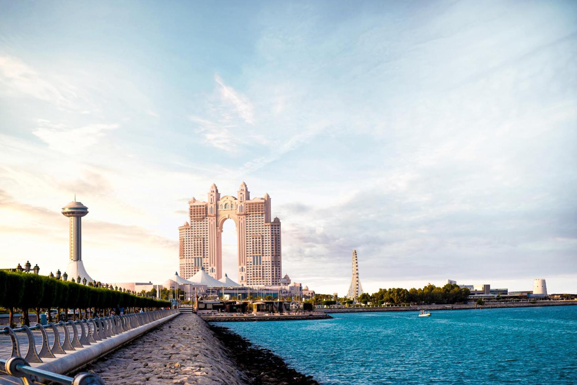 Hotel Rixos Marina Abu Dhabi Esterno foto The Bahrain Bay complex