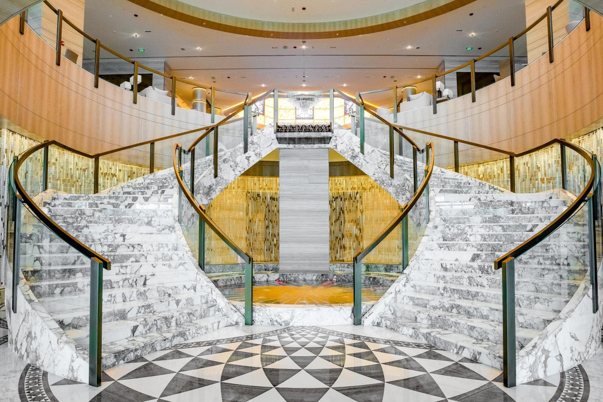 Hotel Rixos Marina Abu Dhabi Esterno foto The lobby of the hotel