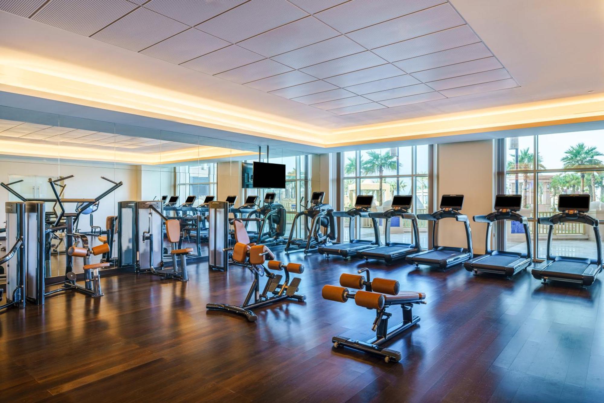 Hotel Rixos Marina Abu Dhabi Esterno foto The Westin Dubai Fitness Center